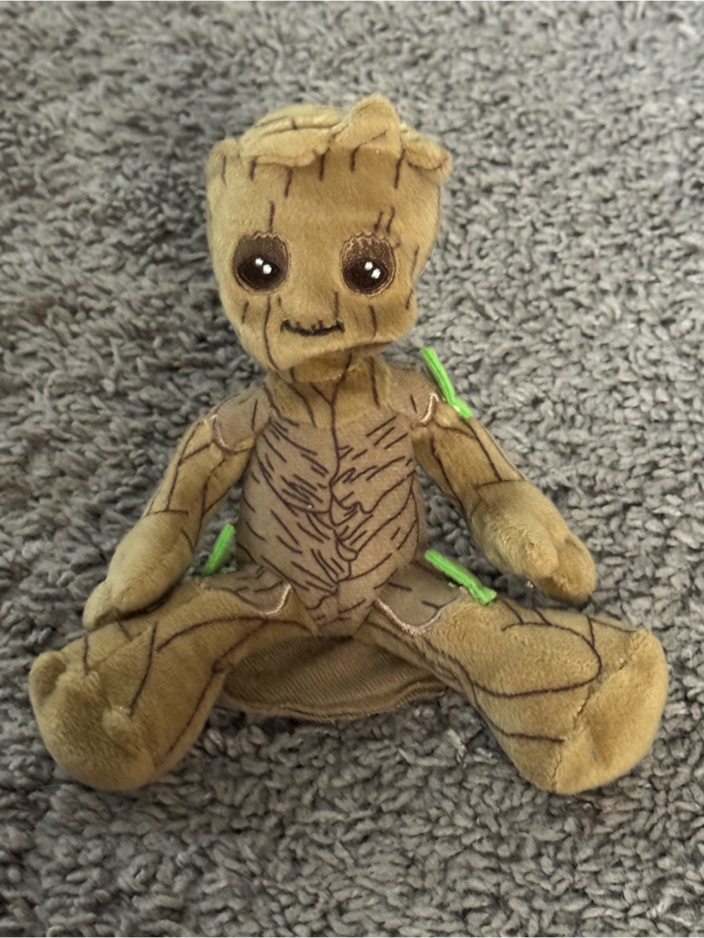 Groot Magnetic Plush